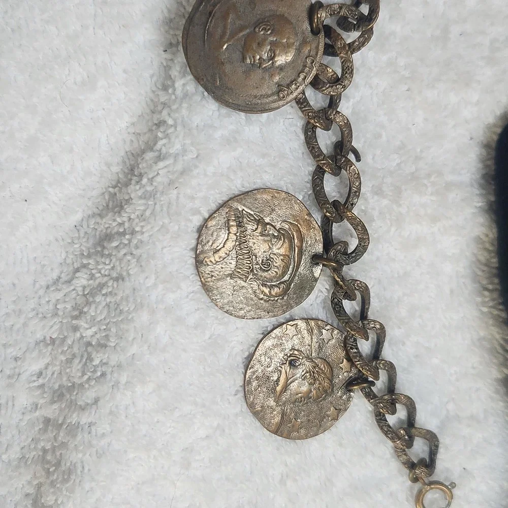Vintage Coin Charm Bracelet Hercules Medallion Brass Tone Ornate‎ Chain AS IS
